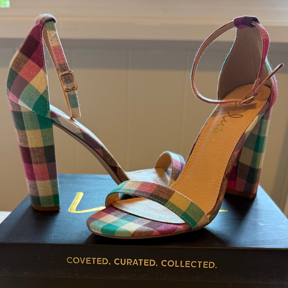 Lulus Plaid heels 8